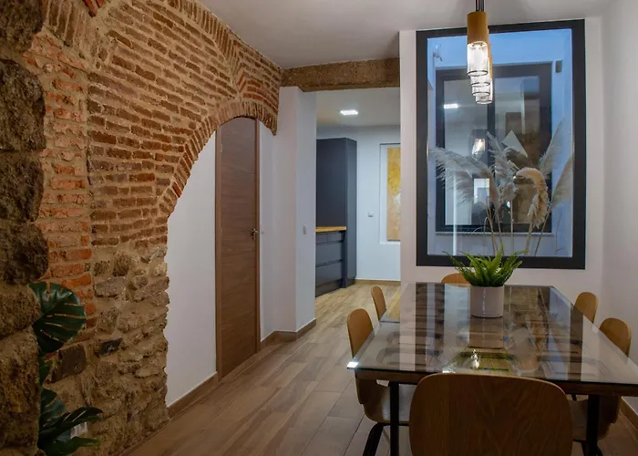 Dona Sol * Montánchez